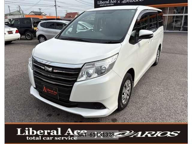 Toyota NOAH 2015-03 7796648-9