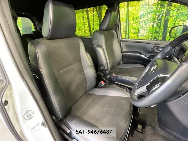 Toyota NOAH 2021-06 7796870-7