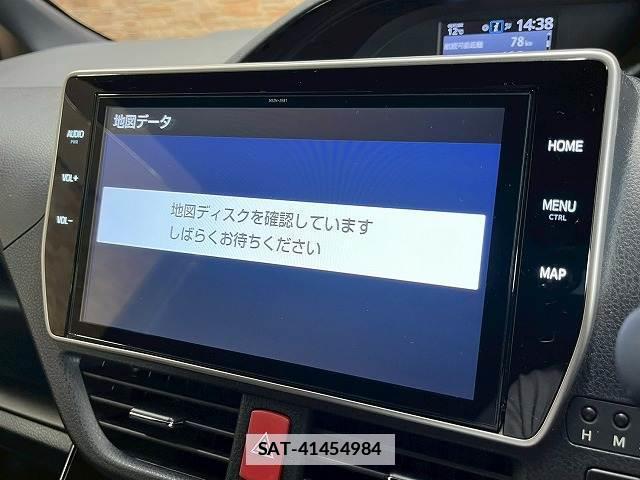 Toyota NOAH 2019-10 7797366-2
