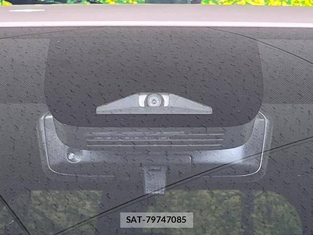 Toyota NOAH 2022-03 7797438-5