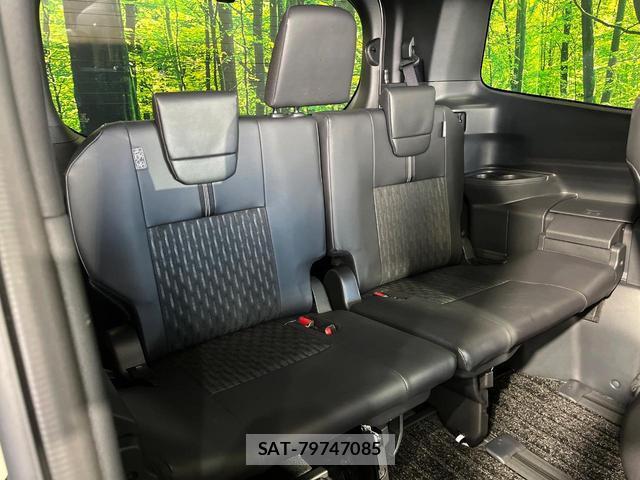 Toyota NOAH 2022-03 7797438-9