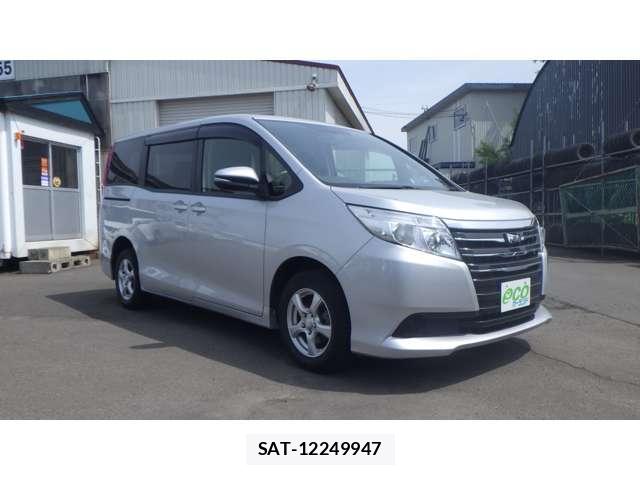Toyota NOAH 2015-07 7797458-1