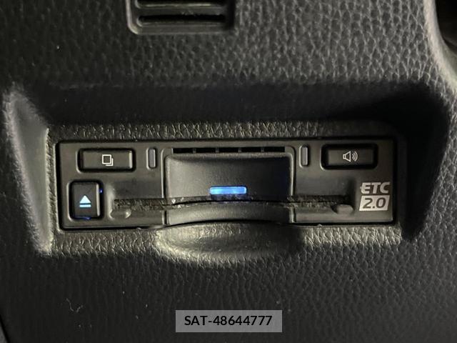 Toyota NOAH 2022-12 7797529-6