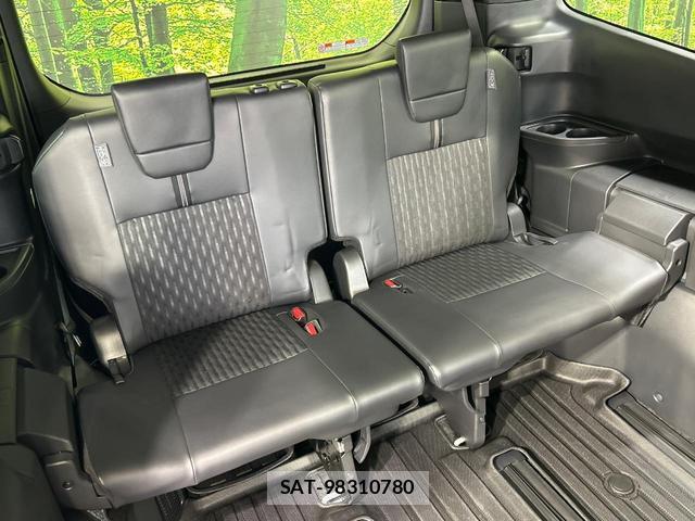 Toyota NOAH 2023-01 7797646-8