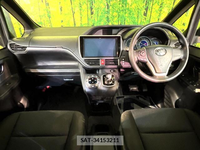 Toyota NOAH 2017-09 7798084-1