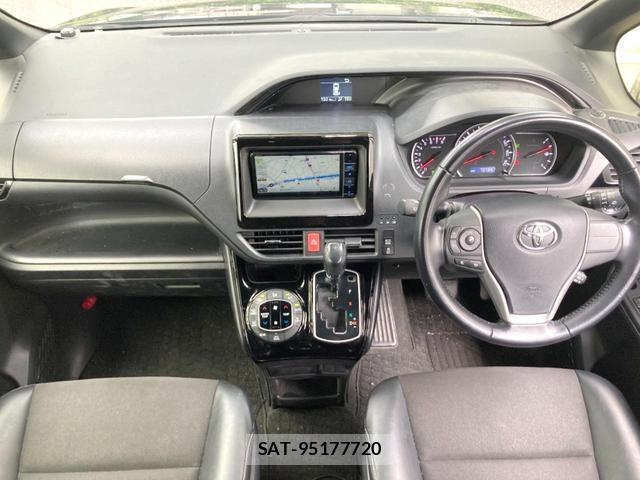 Toyota NOAH 2016-09 7798253-1