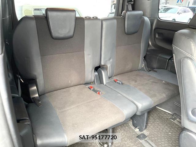 Toyota NOAH 2016-09 7798253-10