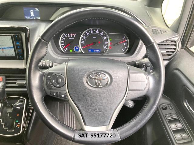 Toyota NOAH 2016-09 7798253-7