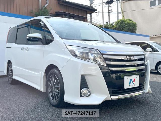 Toyota NOAH 2014-06 7798257-15