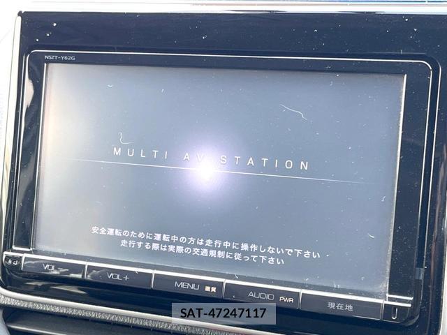 Toyota NOAH 2014-06 7798257-2
