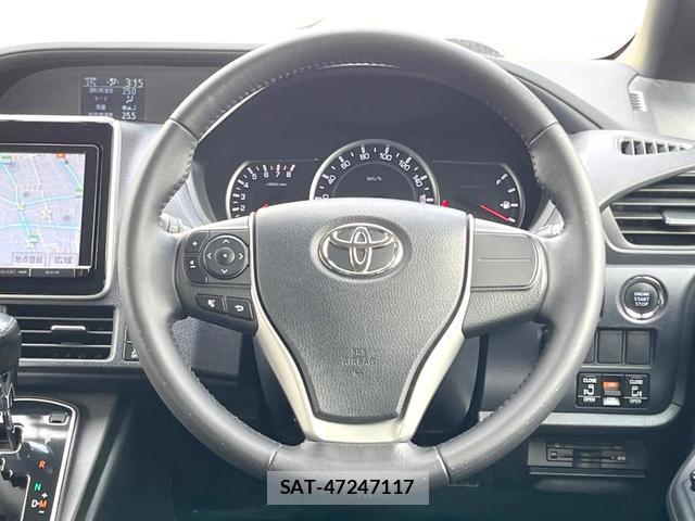 Toyota NOAH 2014-06 7798257-6