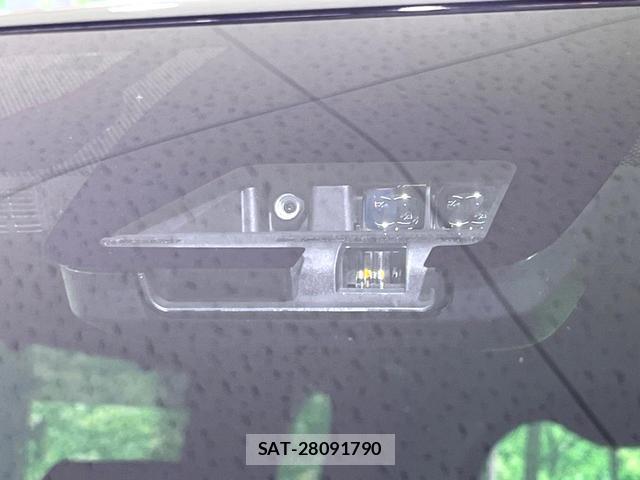 Toyota NOAH 2019-08 7798416-8
