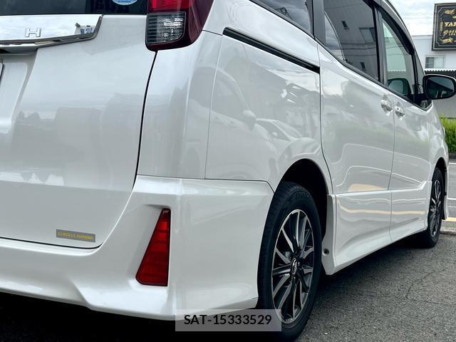 Toyota NOAH 2016-01 7798450-6