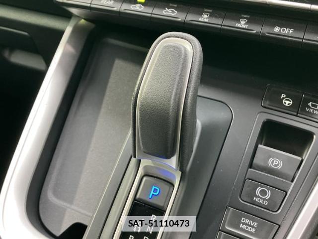 Toyota NOAH 2023-12 7798860-16