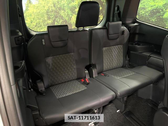 Toyota NOAH 2026-04 7799099-11
