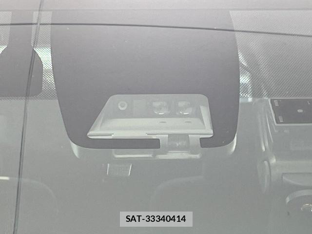 Toyota NOAH 2019-03 7799141-2