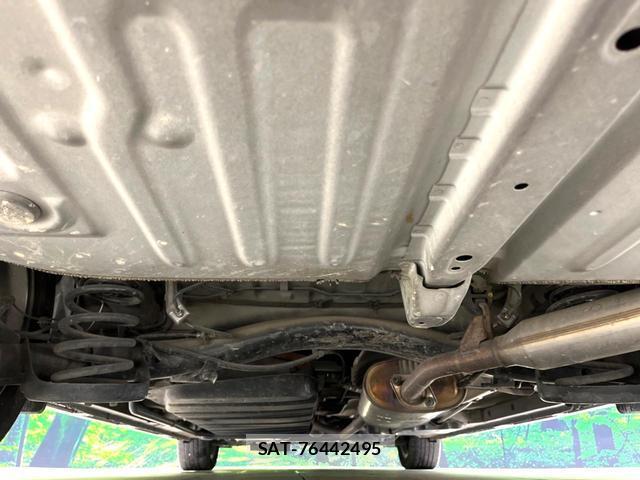 Toyota NOAH 2016-05 7799167-19