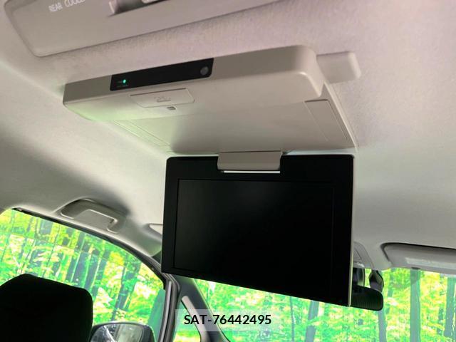 Toyota NOAH 2016-05 7799167-2