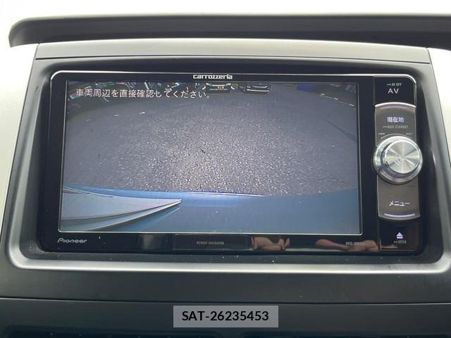 Toyota NOAH 2011-04 7799177-3