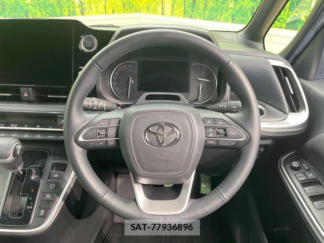 Toyota NOAH 2023-05 7799440-11