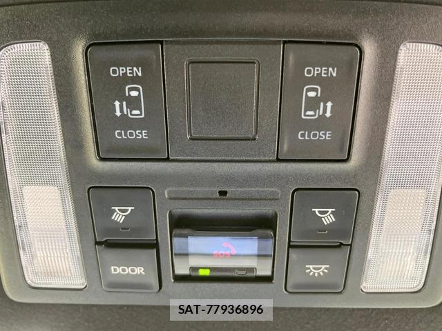 Toyota NOAH 2023-05 7799440-4