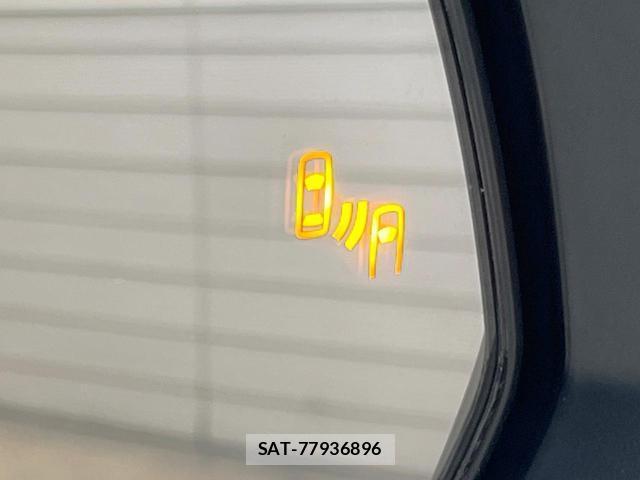 Toyota NOAH 2023-05 7799440-5