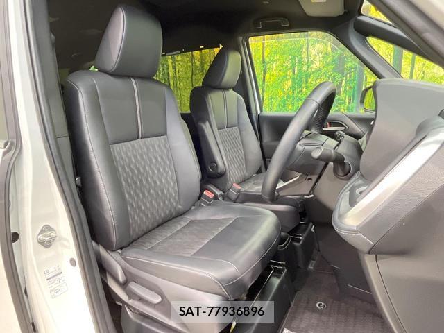 Toyota NOAH 2023-05 7799440-7