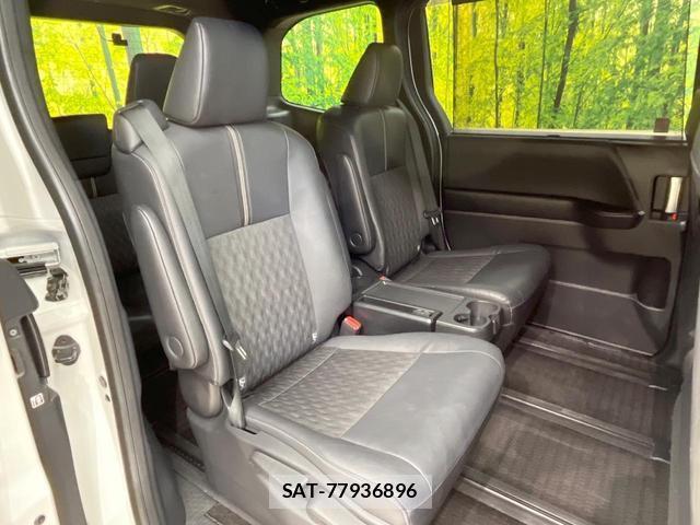 Toyota NOAH 2023-05 7799440-8