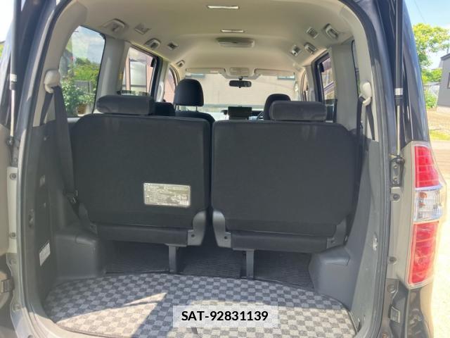 Toyota NOAH 2008-09 7799725-10