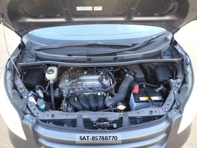 Toyota NOAH 2027-05 7799984-7