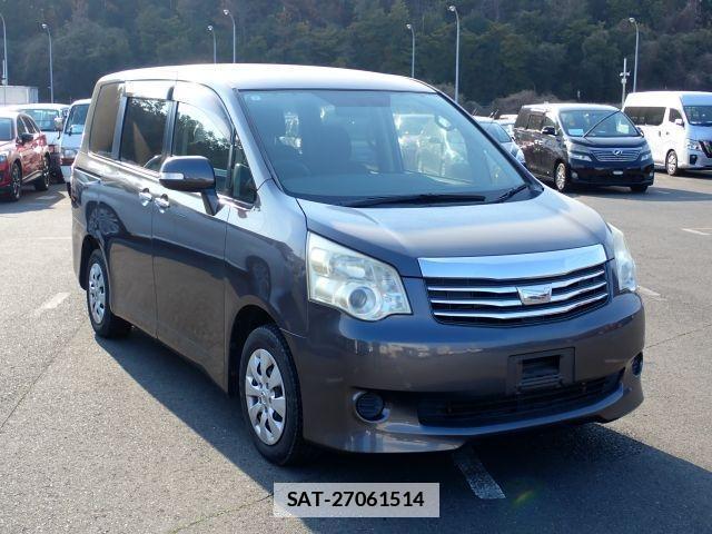 Toyota NOAH 2011-02 7799985-0