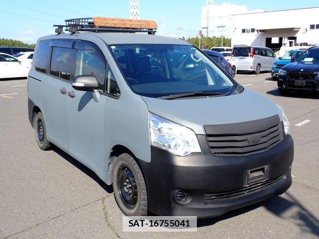 Toyota NOAH 2011-10 7799986-0