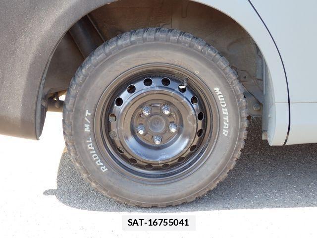 Toyota NOAH 2011-10 7799986-19