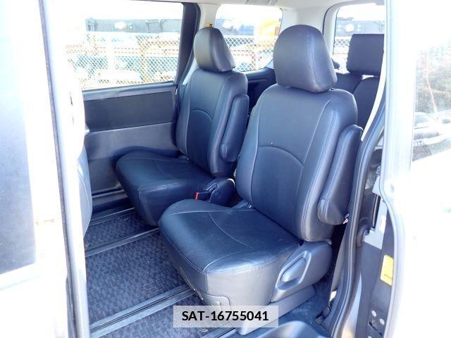 Toyota NOAH 2011-10 7799986-6