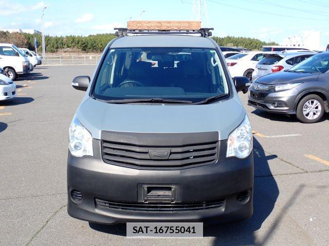 Toyota NOAH 2011-10 7799986-9