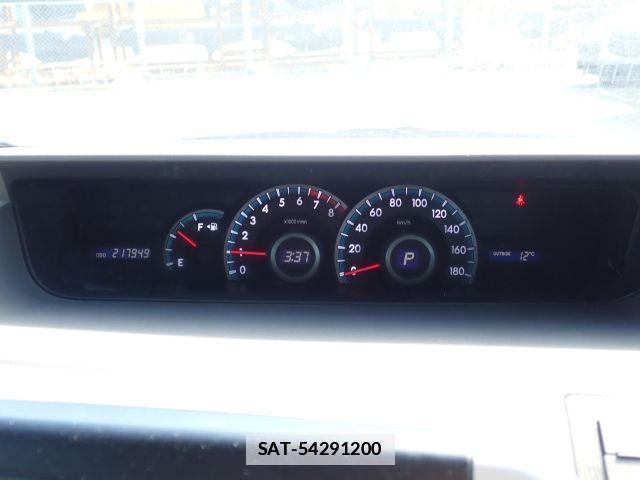Toyota NOAH 2013-06 7799987-16