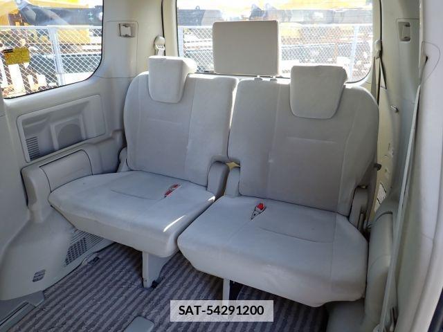 Toyota NOAH 2013-06 7799987-8