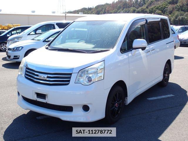 Toyota NOAH 2012-08 7799988-11