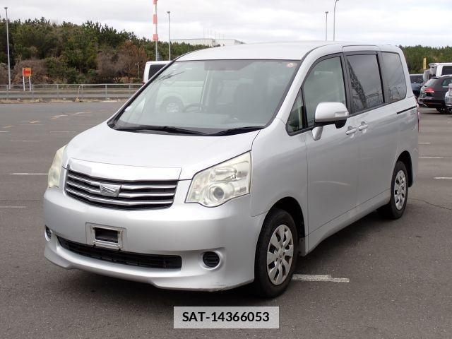 Toyota NOAH 2012-12 7799990-0