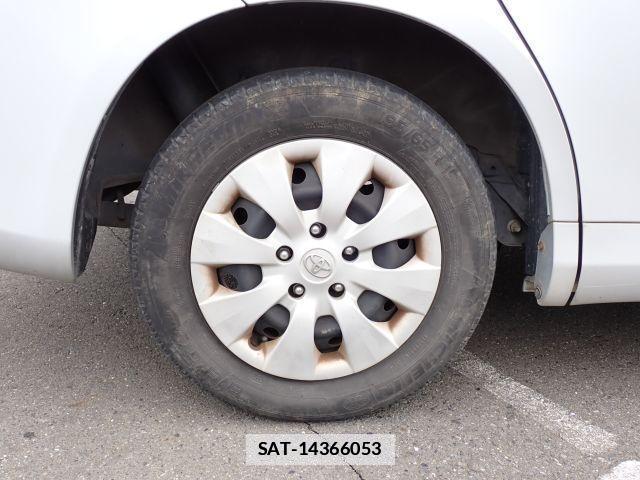 Toyota NOAH 2012-12 7799990-12
