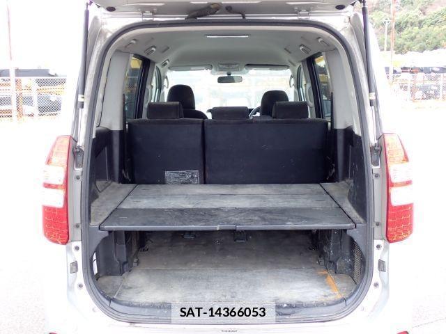 Toyota NOAH 2012-12 7799990-19