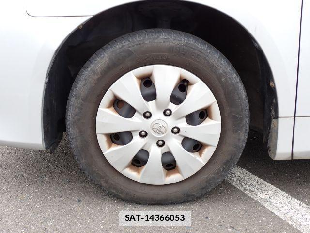 Toyota NOAH 2012-12 7799990-8