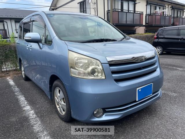Toyota NOAH 2009-04 7800017-0