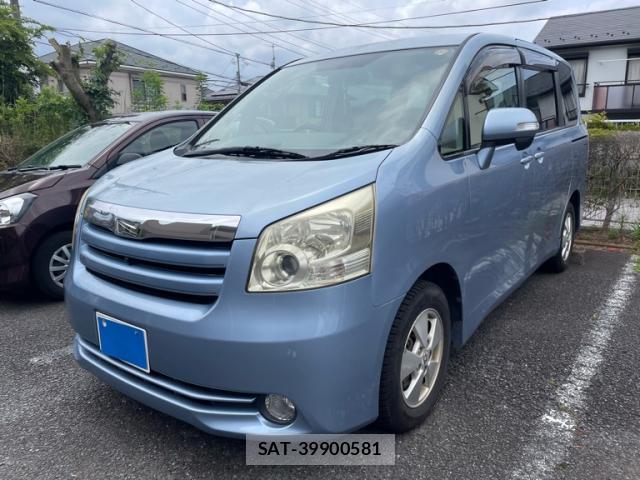 Toyota NOAH 2009-04 7800017-1