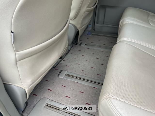 Toyota NOAH 2009-04 7800017-11