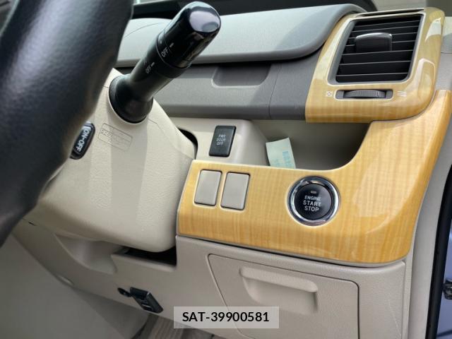 Toyota NOAH 2009-04 7800017-17