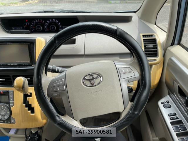 Toyota NOAH 2009-04 7800017-18