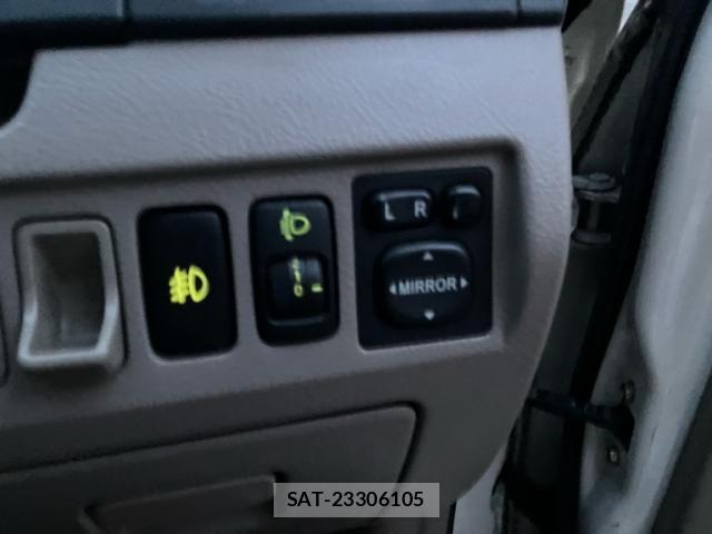 Toyota NOAH 2003-12 7800499-9