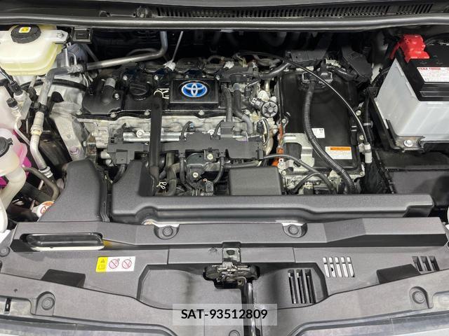 Toyota NOAH 2023-10 7801036-18