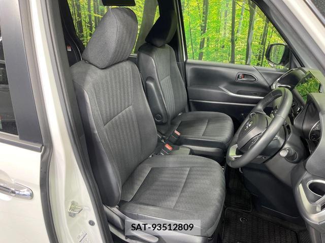 Toyota NOAH 2023-10 7801036-7